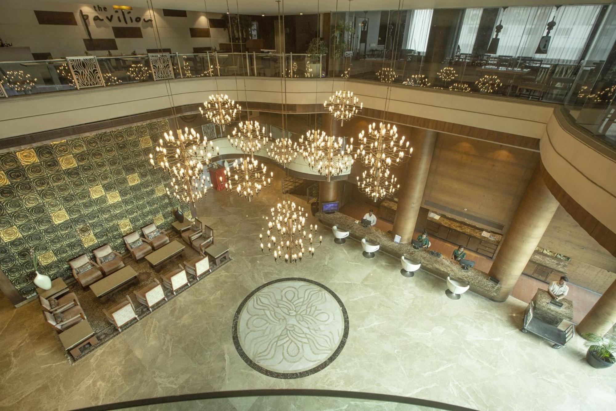 Vesta International Hotel Джайпур Екстериор снимка