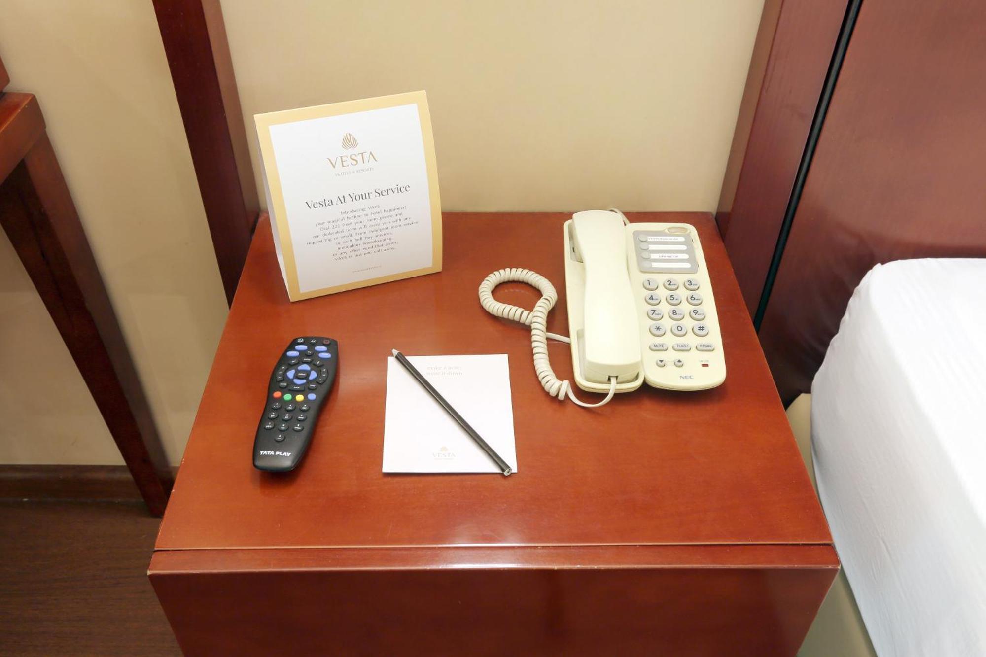 Vesta International Hotel Джайпур Екстериор снимка